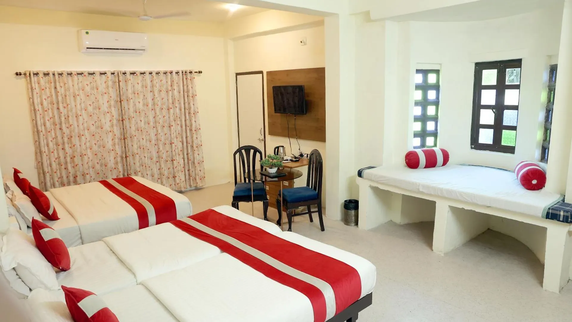 Hotel Tree Of Heaven Udaipur