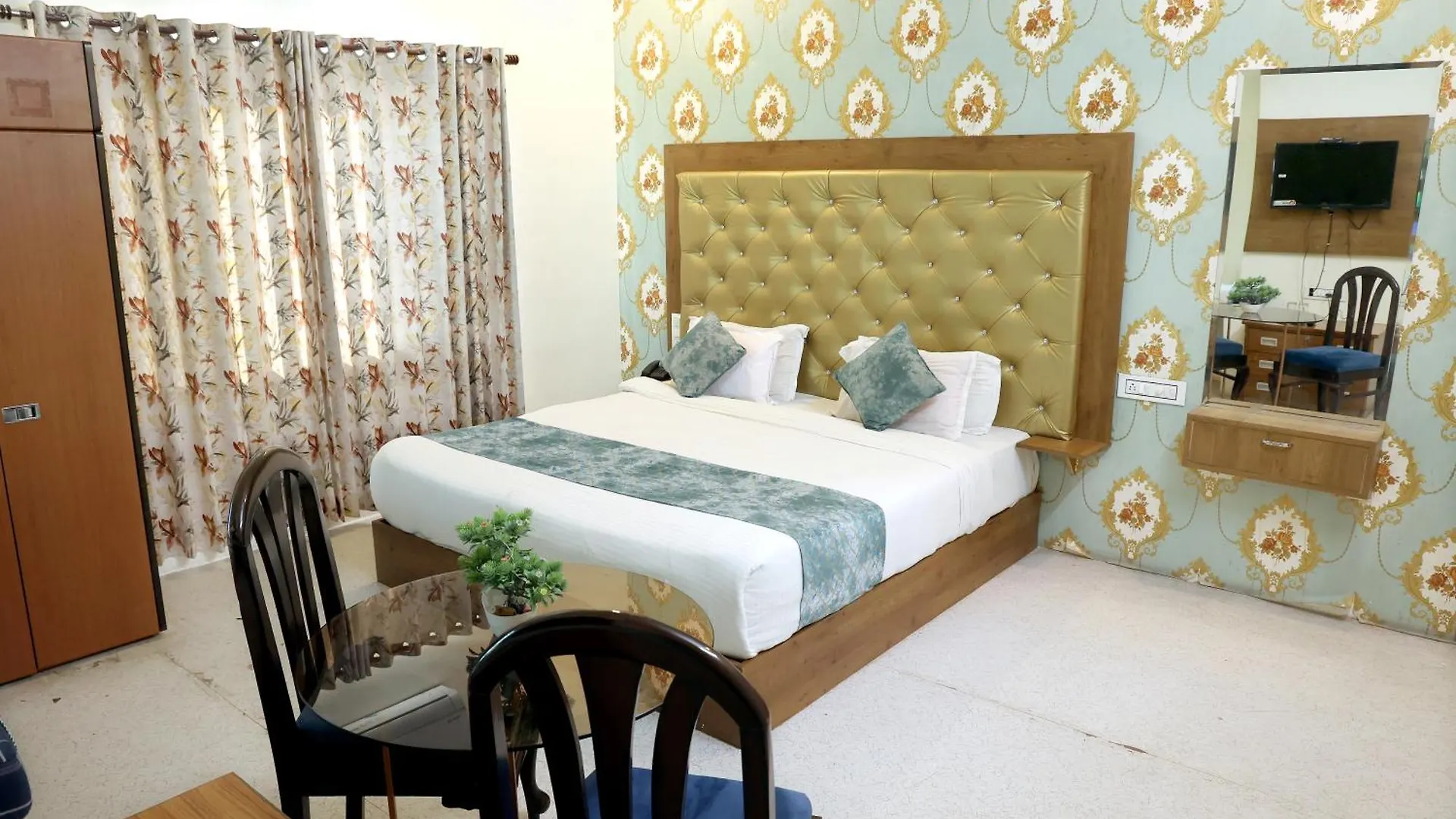 Hotel Tree Of Heaven Udaipur
