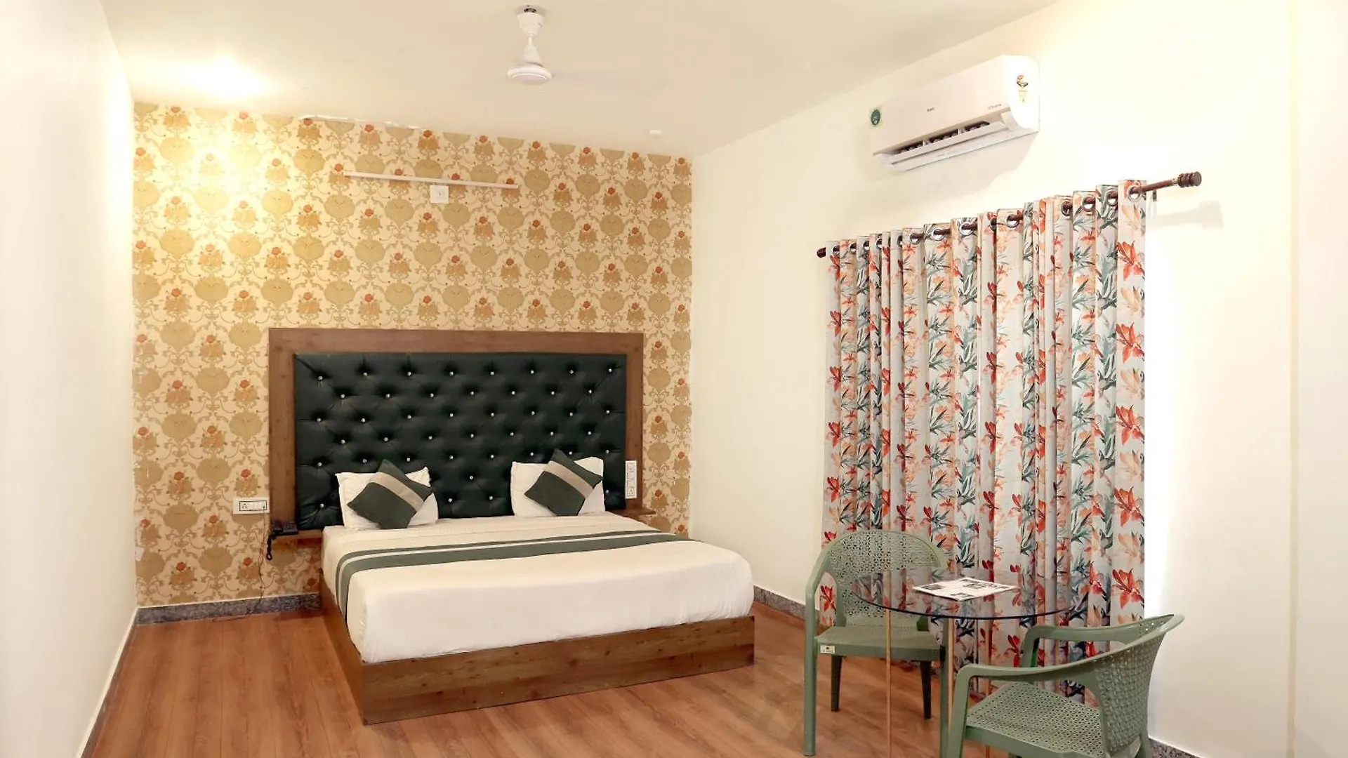Hotel Tree Of Heaven Udaipur
